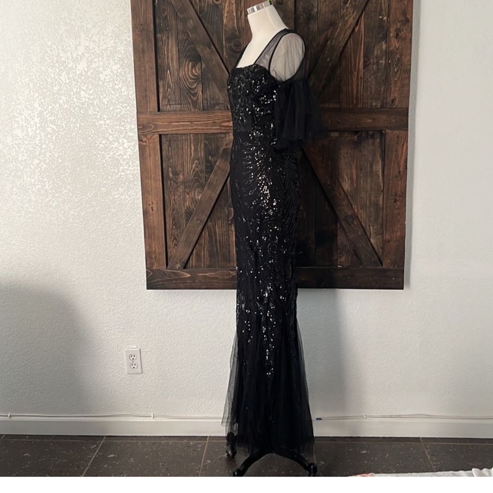 Elegant Black Sequin Wedding Dress - Picture 7 of 14